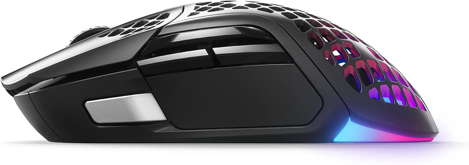 SteelSeries Aerox 3 - Geperforeerde RGB-gamingmuis - Ultralicht waterbestendig ontwerp - 8,500 DPI TrueMove Core optische sensor - Snow