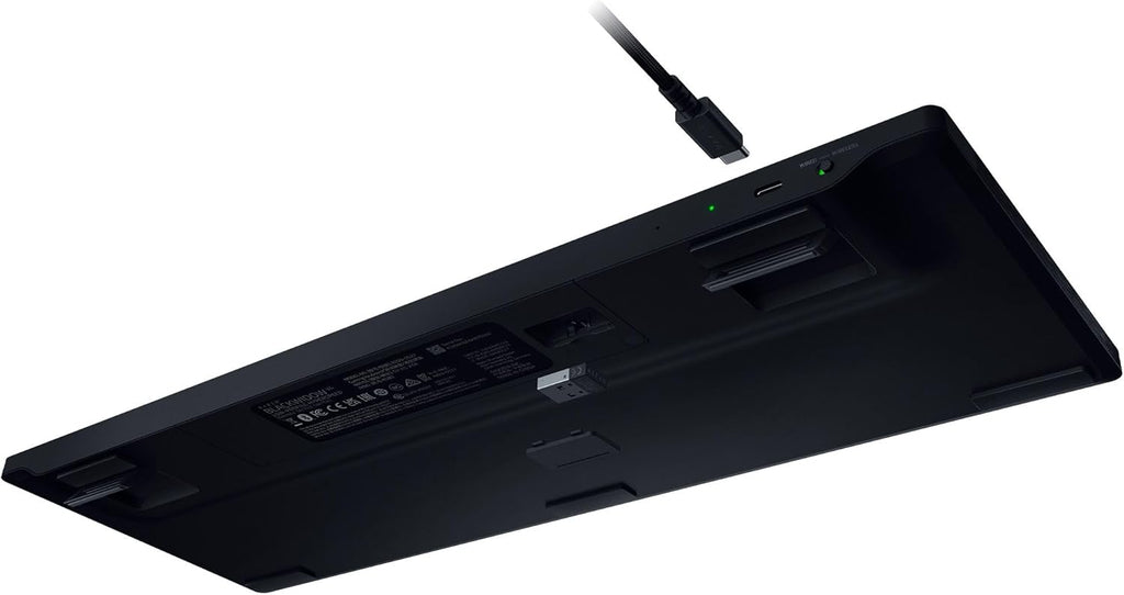 Razer BlackWidow V4 - Mechanisch gaming toetsenbord met Chroma RGB (Mechanische Razer gele schakelaars, 6 speciale macro toetsen, Doubleshot ABS keycaps) QWERTY US Layout | Zwart