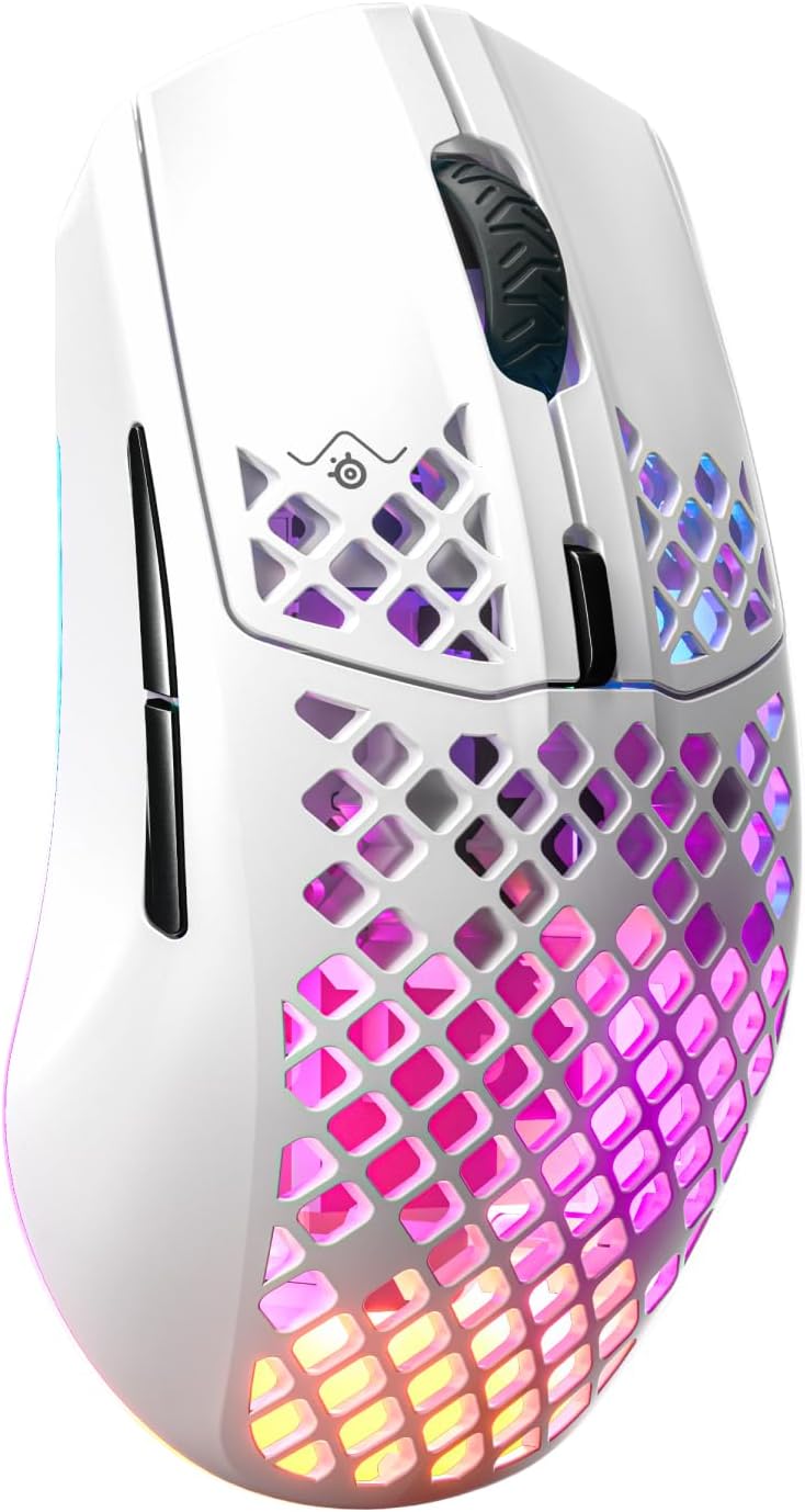 SteelSeries Aerox 3 - Geperforeerde RGB-gamingmuis - Ultralicht waterbestendig ontwerp - 8,500 DPI TrueMove Core optische sensor - Snow