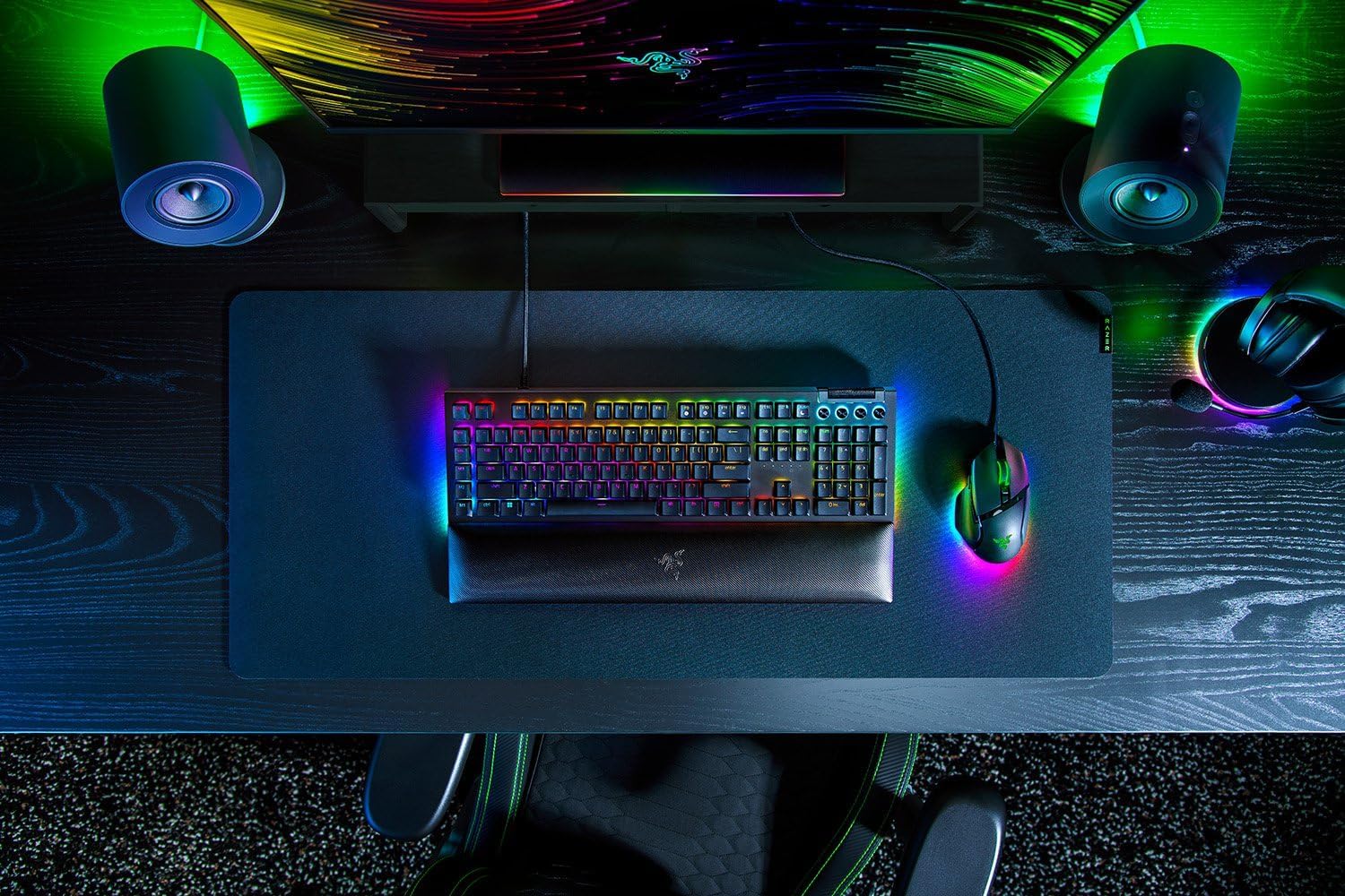 Razer BlackWidow V4 - Mechanisch gaming toetsenbord met Chroma RGB (Mechanische Razer gele schakelaars, 6 speciale macro toetsen, Doubleshot ABS keycaps) QWERTY US Layout | Zwart