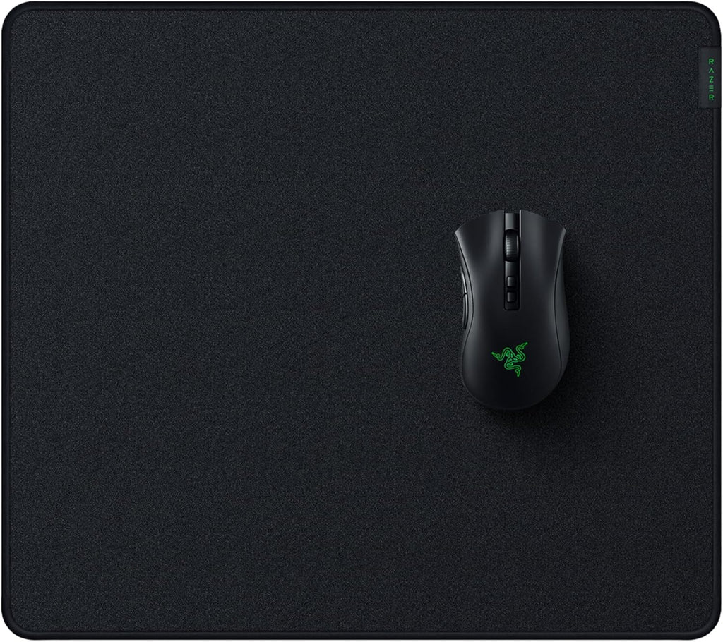 Razer Strider Chroma - Hybride muismat (19 Razer Chroma RGB verlichtingszones, vergroot formaat, anti-slip basis, water- en vervormingsbestendig) L | Zwart
