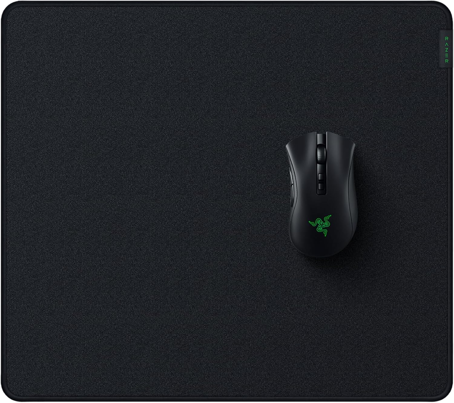 Razer Strider Chroma - Hybride muismat (19 Razer Chroma RGB verlichtingszones, vergroot formaat, anti-slip basis, water- en vervormingsbestendig) L | Zwart