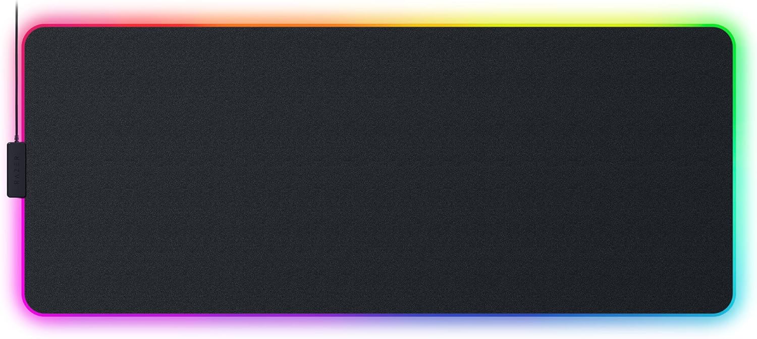 Razer Strider Chroma - Hybride muismat (19 Razer Chroma RGB verlichtingszones, vergroot formaat, anti-slip basis, water- en vervormingsbestendig) L | Zwart